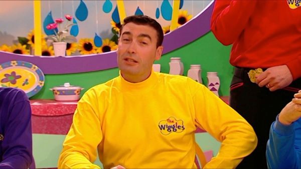 The Wiggles Show - Kangaroo Dance