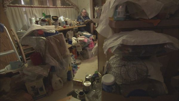 Hoarders - Shanna and Lynda