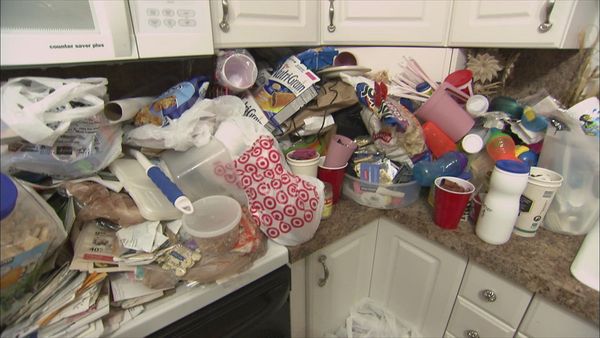 Hoarders - Gail and Warren