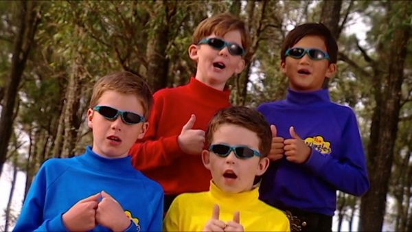 The Wiggles Show - Paint a Portrait