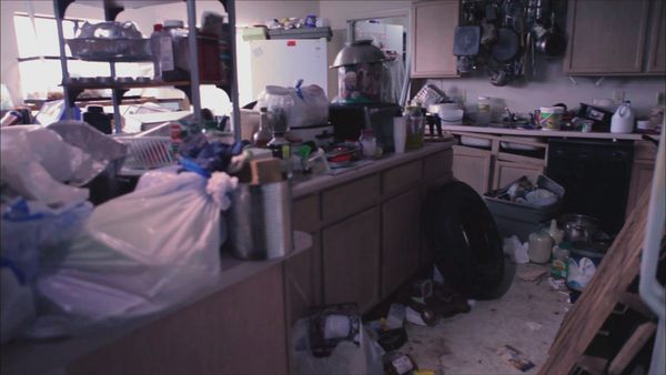 Hoarders - Manuel and Carla