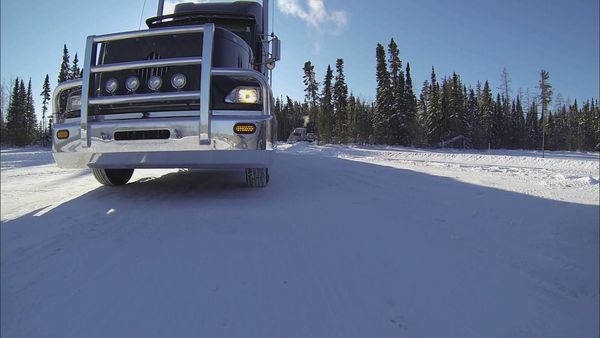 Ice Road Truckers - Fear The Crack