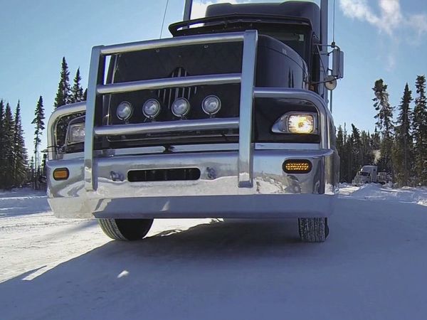 Ice Road Truckers - Fear The Crack