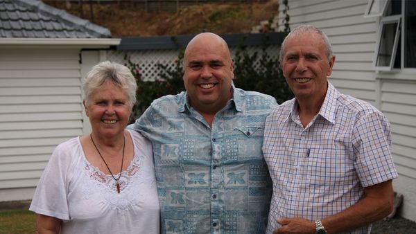 Long Lost Family (UK) - Long Lost Family: Episode 1