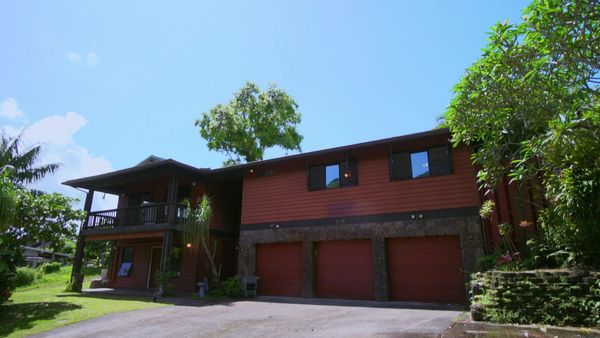 Log Cabin Living - Hawaiian Cabin Hunt