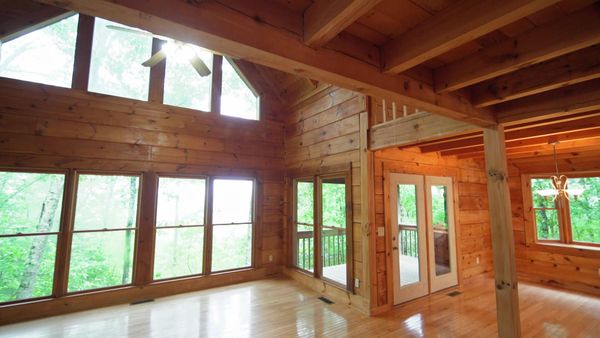 Log Cabin Living - Blue Ridge Cabin Quest