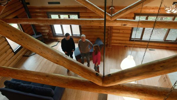Log Cabin Living - Mount Hood Village Cabin Hunt