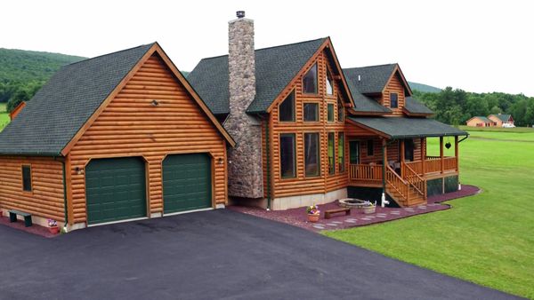Log Cabin Living - Escape to the Poconos