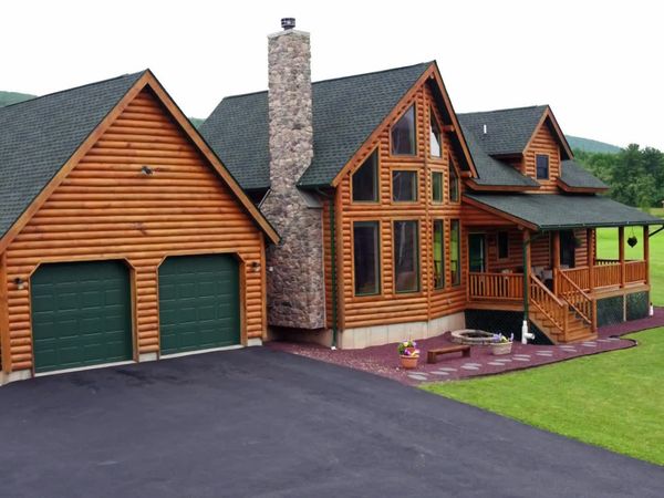 Log Cabin Living - Escape to the Poconos