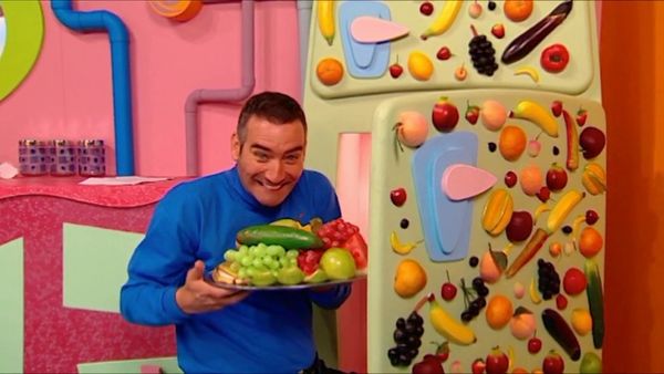 The Wiggles Show - Learn About Animals