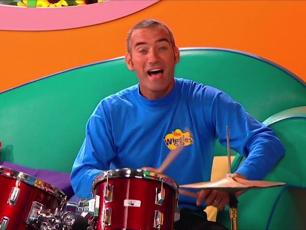 The Wiggles Show - Fluff Out Your Feathers