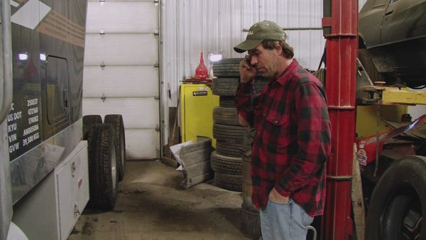Ice Road Truckers - Blazing the Trail