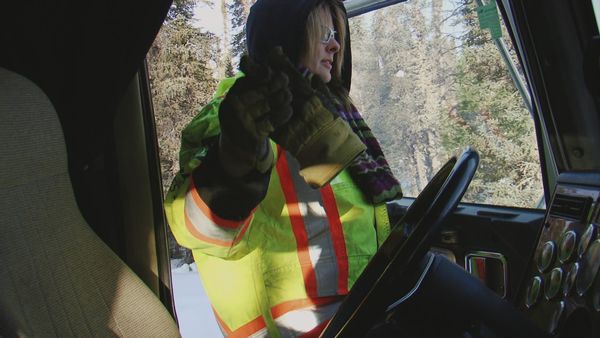 Ice Road Truckers - Flirtin' with Disaster