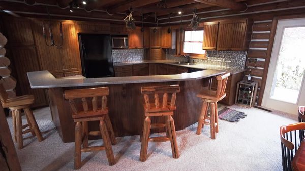 Log Cabin Living - Oklahoma Adventure Cabin Hunt