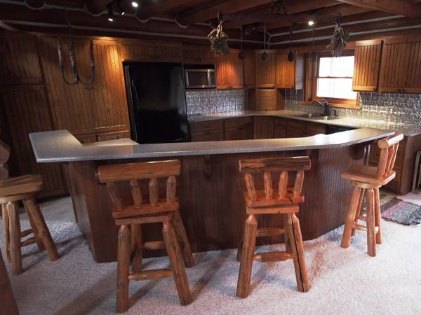 Log Cabin Living - Oklahoma Adventure Cabin Hunt
