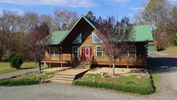 Log Cabin Living - Northern Virginia Cabin Hunt