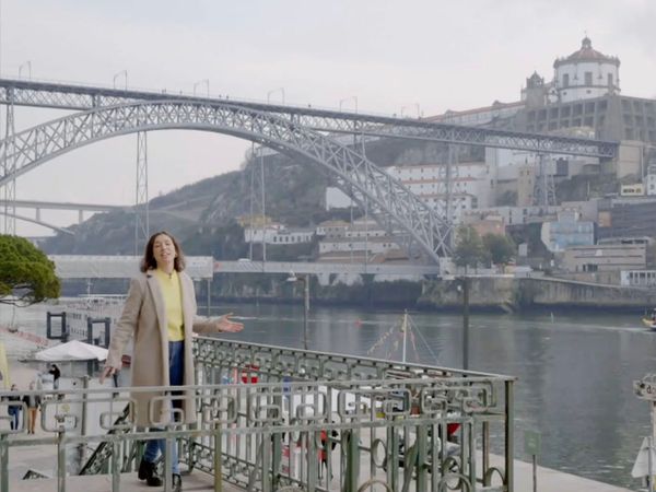 Españoles en el Mundo - Oporto, La Costa Norte