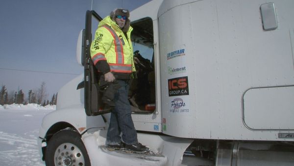 Ice Road Truckers - Trail Blazers