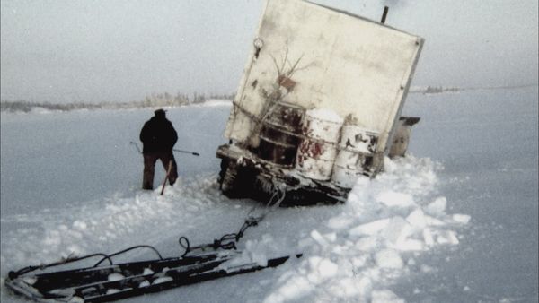 Ice Road Truckers - Driving on Thin Ice