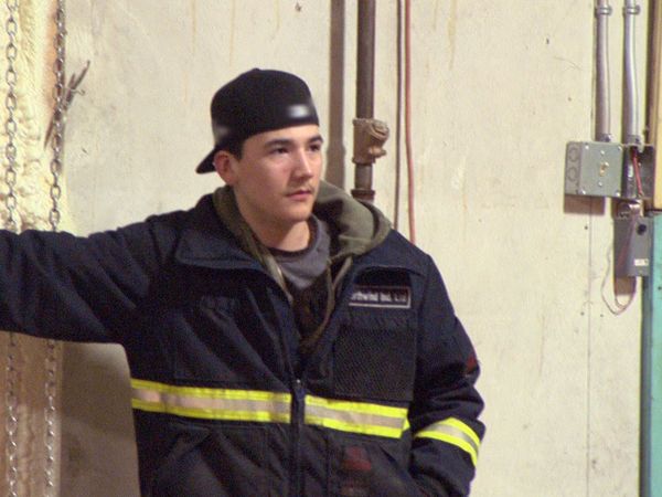 Ice Road Truckers - A Rookie Fumbles