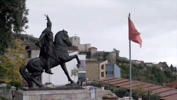 Españoles en el Mundo - Albania