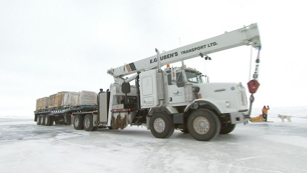 Ice Road Truckers - Highway Maggots