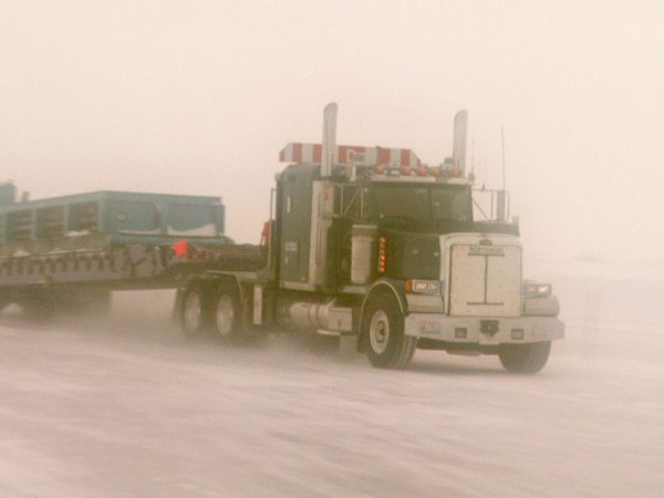 Ice Road Truckers - The Big Blizzard