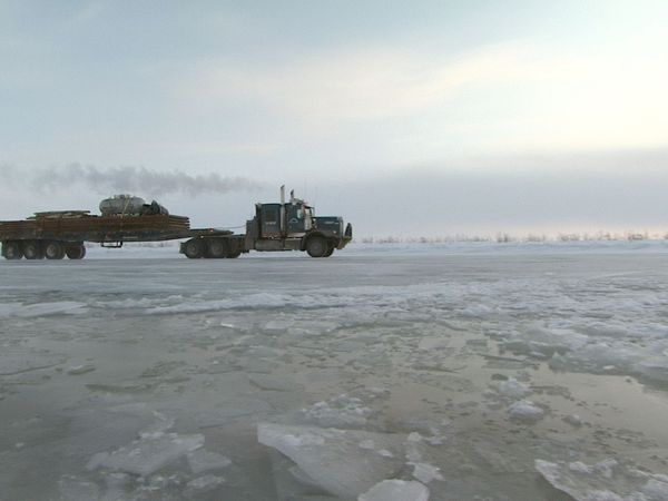 Ice Road Truckers - Man vs. Ice
