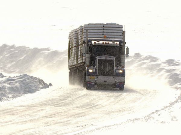 Ice Road Truckers - Blinding Whiteout