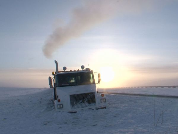 Ice Road Truckers - Deadliest Ice Road