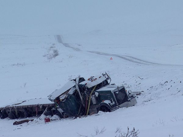 Ice Road Truckers - Accident Alley