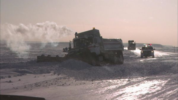 Ice Road Truckers - New King of the Dalton (2010)