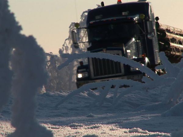 Ice Road Truckers - The Dalton Strikes Back (2010)