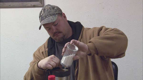 Ice Road Truckers - Hard Road Ahead