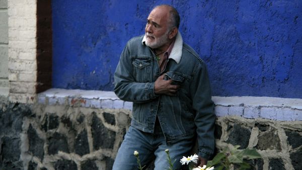 Lo Que La Gente Cuenta - El curandero