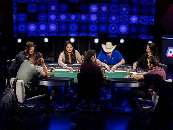 World Poker Tour - WPT Cash Game $100/$200 No Limit Holdem 2022 - Part 2