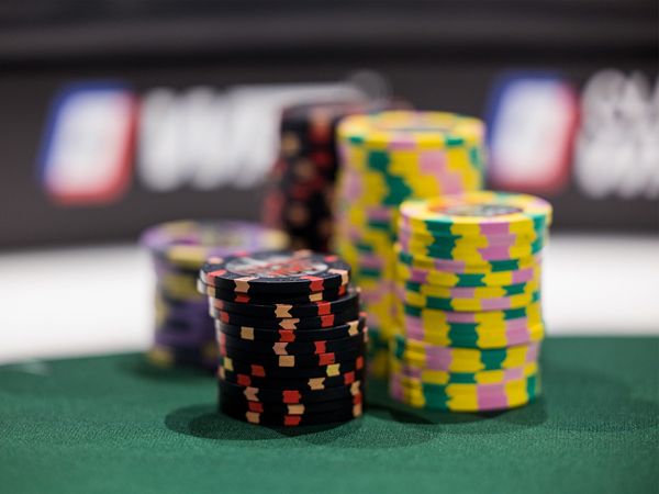 World Poker Tour - WPT Cash Game $100/$200 No Limit Holdem 2022 - Part 4