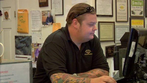 Pawn Stars - Late Night Chum