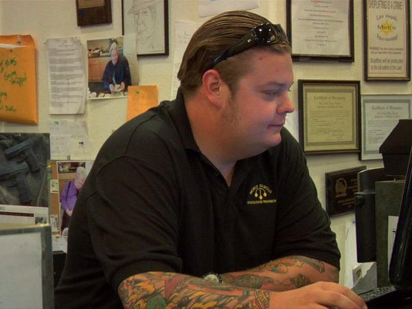 Pawn Stars - Late Night Chum