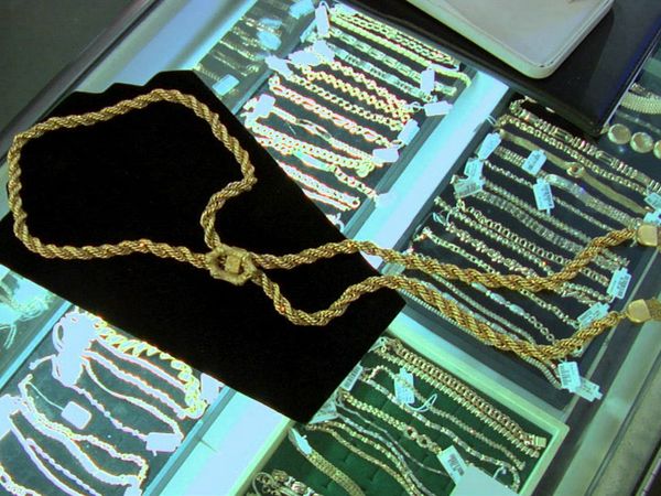 Pawn Stars - The King's Bling