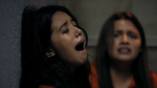 Lo Que La Gente Cuenta - Linaje maldito