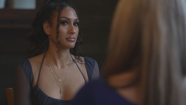 Caught In The Act: Unfaithful - She Must Not Know About Me