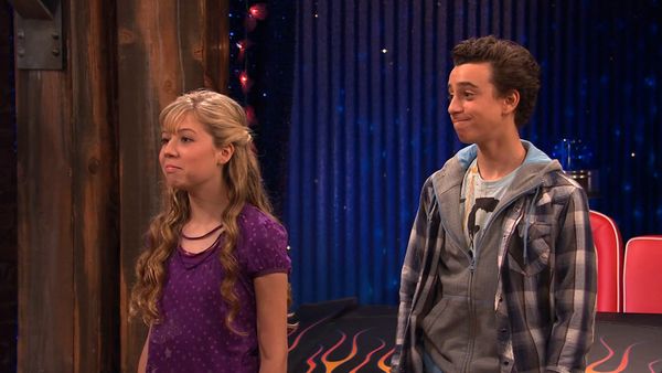 iCarly - Odio al Novio de Sam