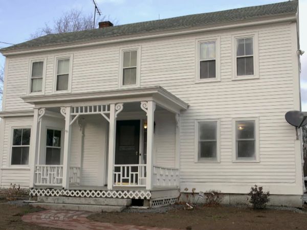 Farmhouse Fixer - Got Bored and Bought a Farm