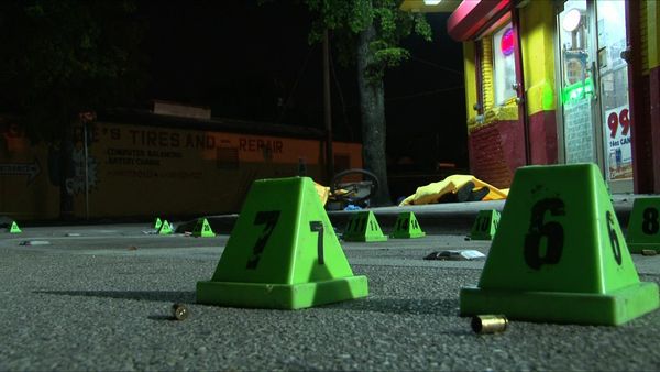 The First 48 - Massacre in Little Haiti/Exposed