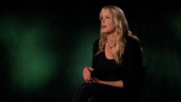 Celebrity Ghost Stories (Classics) - Daryl Hannah, Maksim Chmerkovskiy, Shanna Moakler, Marilyn Manson
