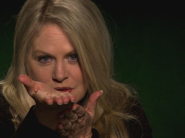 Celebrity Ghost Stories (Classics) - Beverly D'Angelo, Sally Struthers, Melissa George