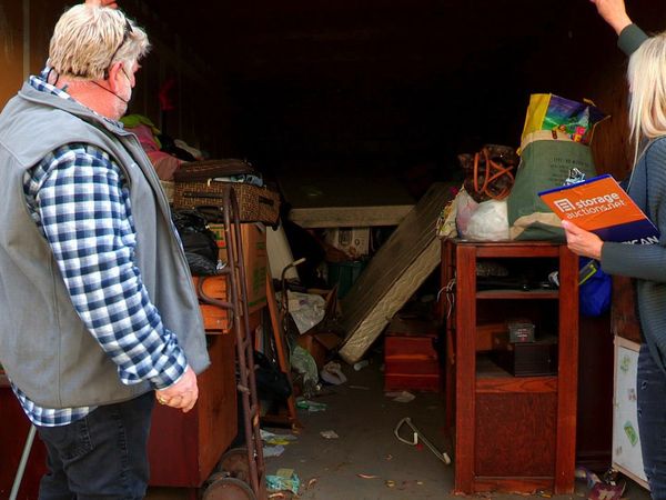 Storage Wars - Game of Groans: Whittier Is Coming