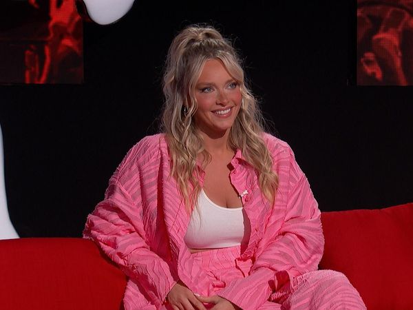 Ridiculousness - Sterling and Camille Kostek IX