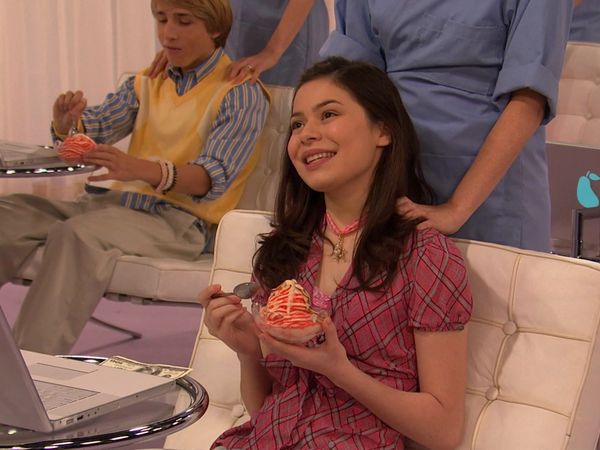 iCarly - A nova escola
